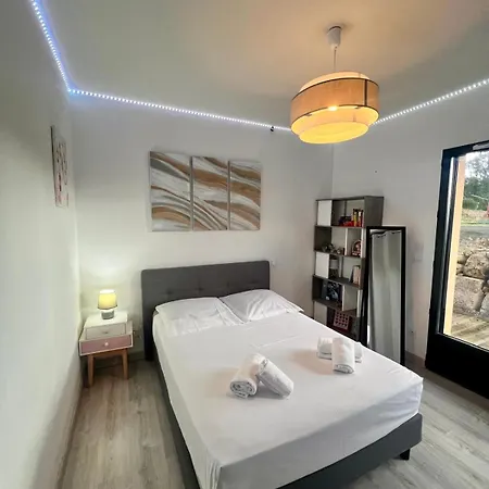 Casa vacanze Maison Terra Bella, Experience Authentique En Plein Coeur Du Maquis, Piscine Sotta