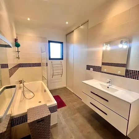 بيت للعطل Maison Terra Bella, Experience Authentique En Plein Coeur Du Maquis, Piscine