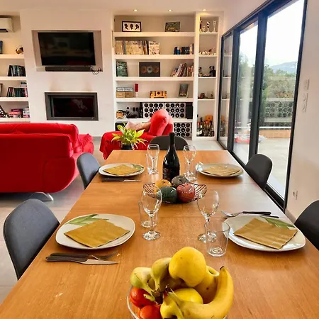 Maison Terra Bella, Experience Authentique En Plein Coeur Du Maquis, Piscine بيت للعطل *