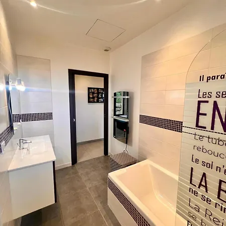 Maison Terra Bella, Experience Authentique En Plein Coeur Du Maquis, Piscine