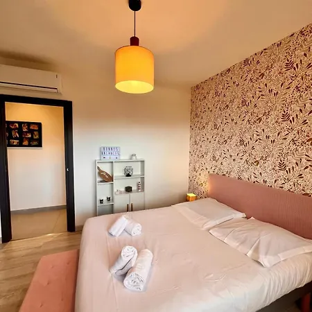 Feriehus Maison Terra Bella, Experience Authentique En Plein Coeur Du Maquis, Piscine Sotta