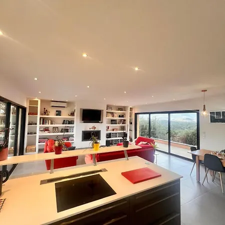 Maison Terra Bella, Experience Authentique En Plein Coeur Du Maquis, Piscine Feriehus