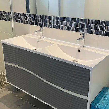 Feriehus Maison Terra Bella, Experience Authentique En Plein Coeur Du Maquis, Piscine