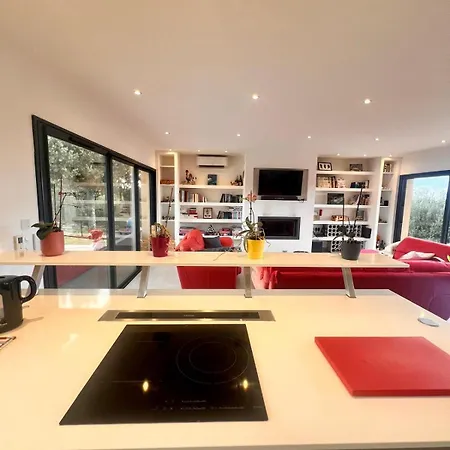 Maison Terra Bella, Experience Authentique En Plein Coeur Du Maquis, Piscine Feriehus